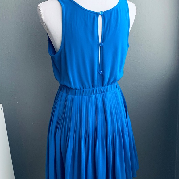 Want & Need Blue Pleated Dress - Picture 5 of 8